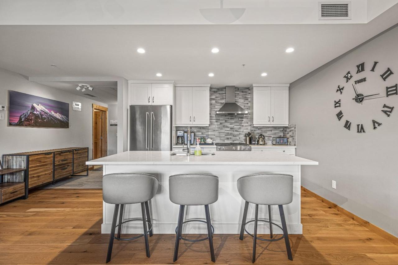 Spring Creek Condo By Canadian Rockies Vacation Rentals 캔모어 외부 사진